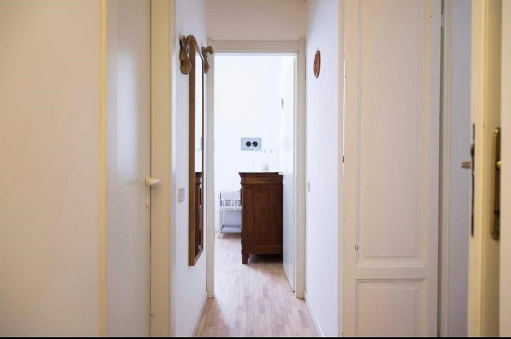 Joivy Classic Flat Near Basilica Di Sant'Ambrogio Apartment Milan Exterior photo